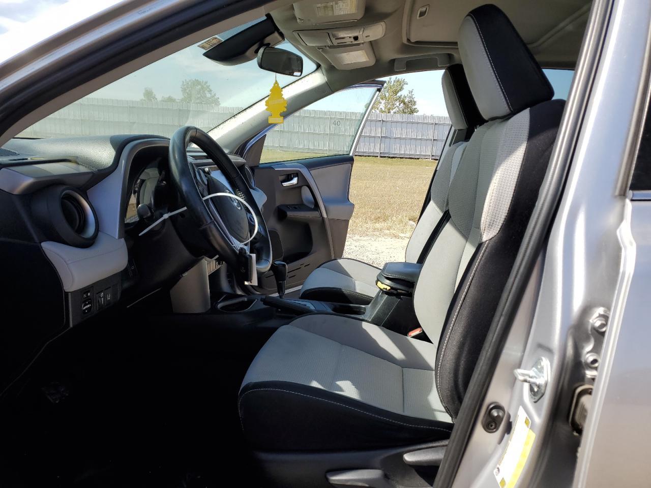2016 TOYOTA RAV4 XLE - Фото 7