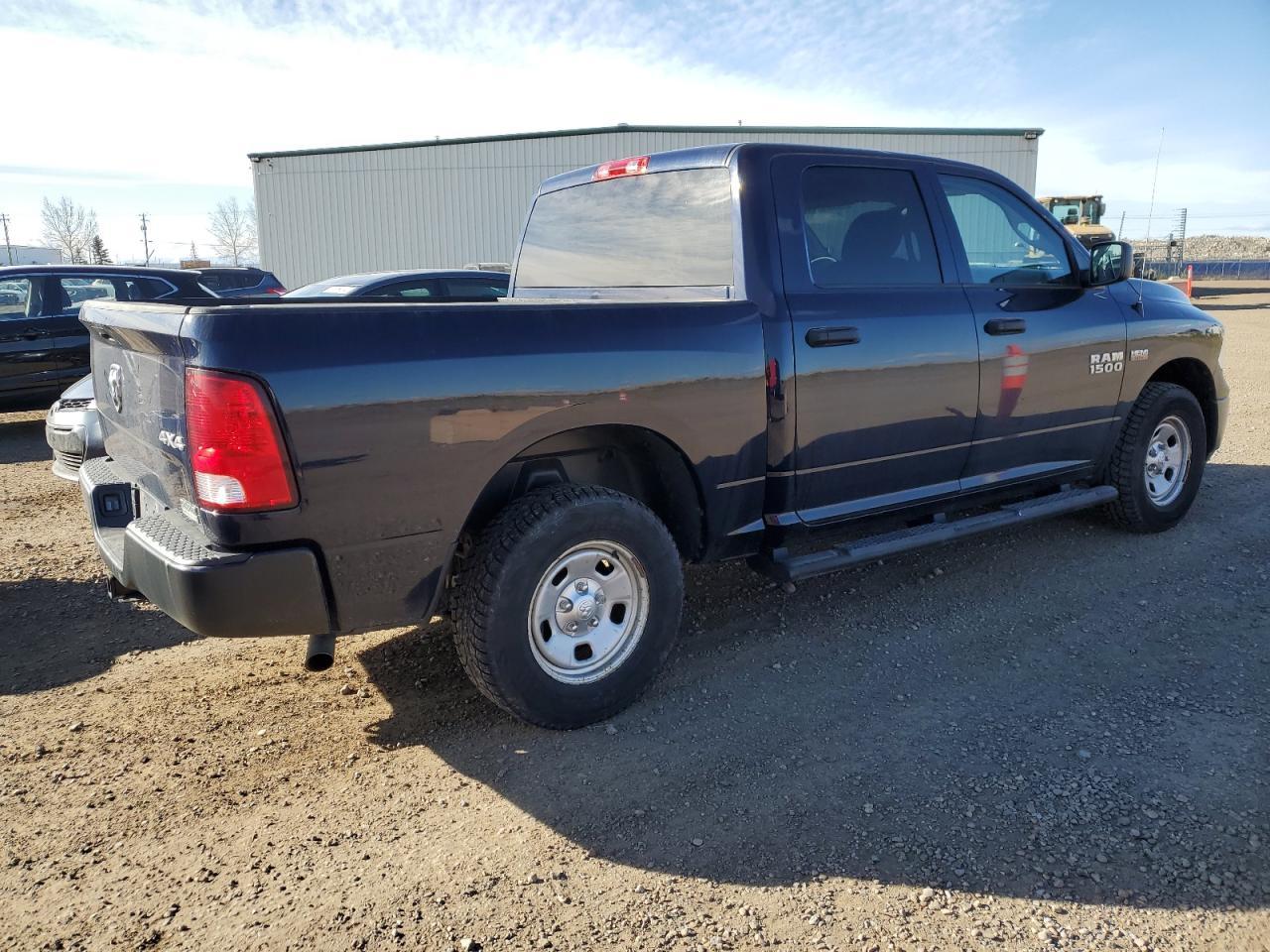 2017 RAM 1500 ST - Фото 3