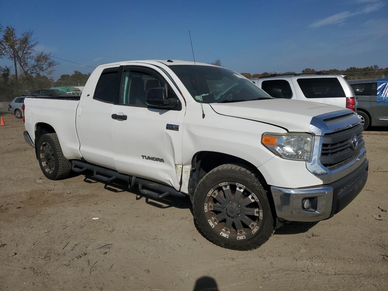 2014 TOYOTA TUNDRA DOU - Image 4