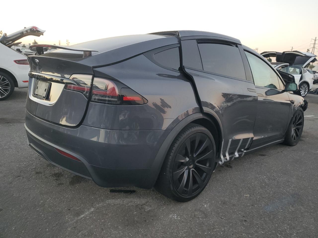 2023 TESLA MODEL X - Image 3