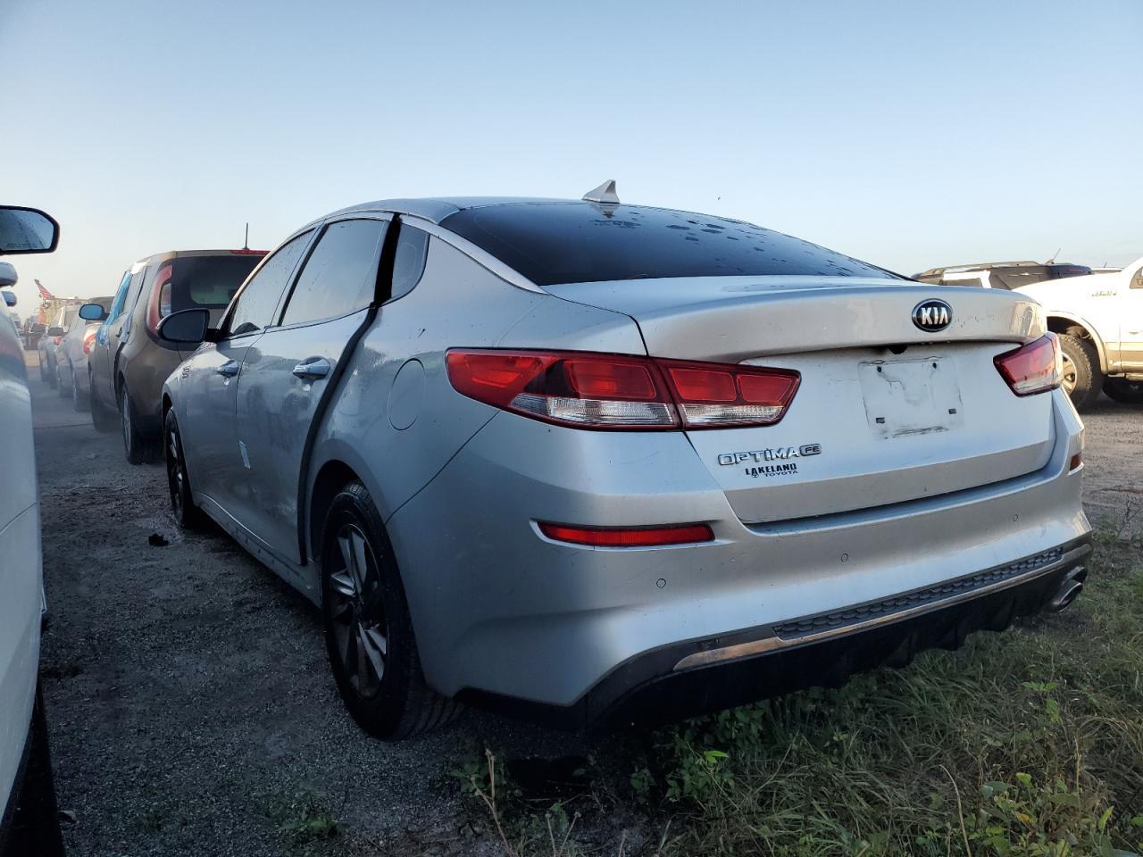 2019 KIA OPTIMA LX - Фото 2