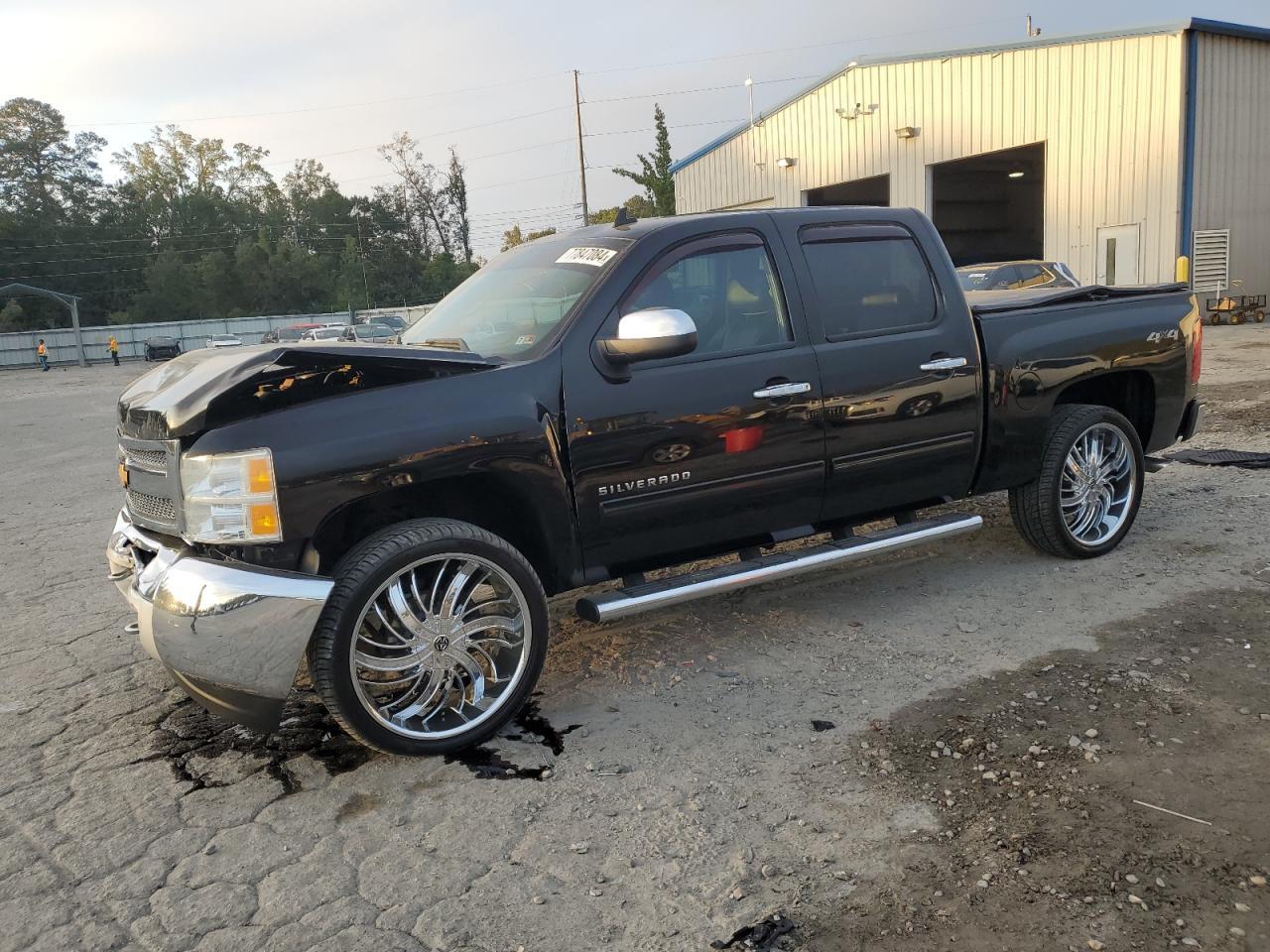 2013 CHEVROLET SILVERADO