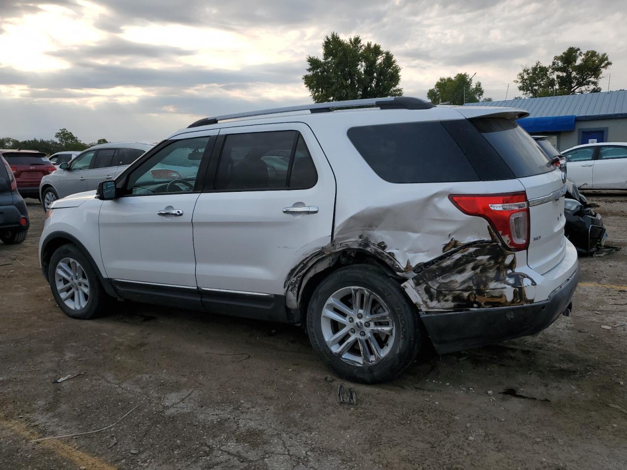 2013 FORD EXPLORER X - Фото 2
