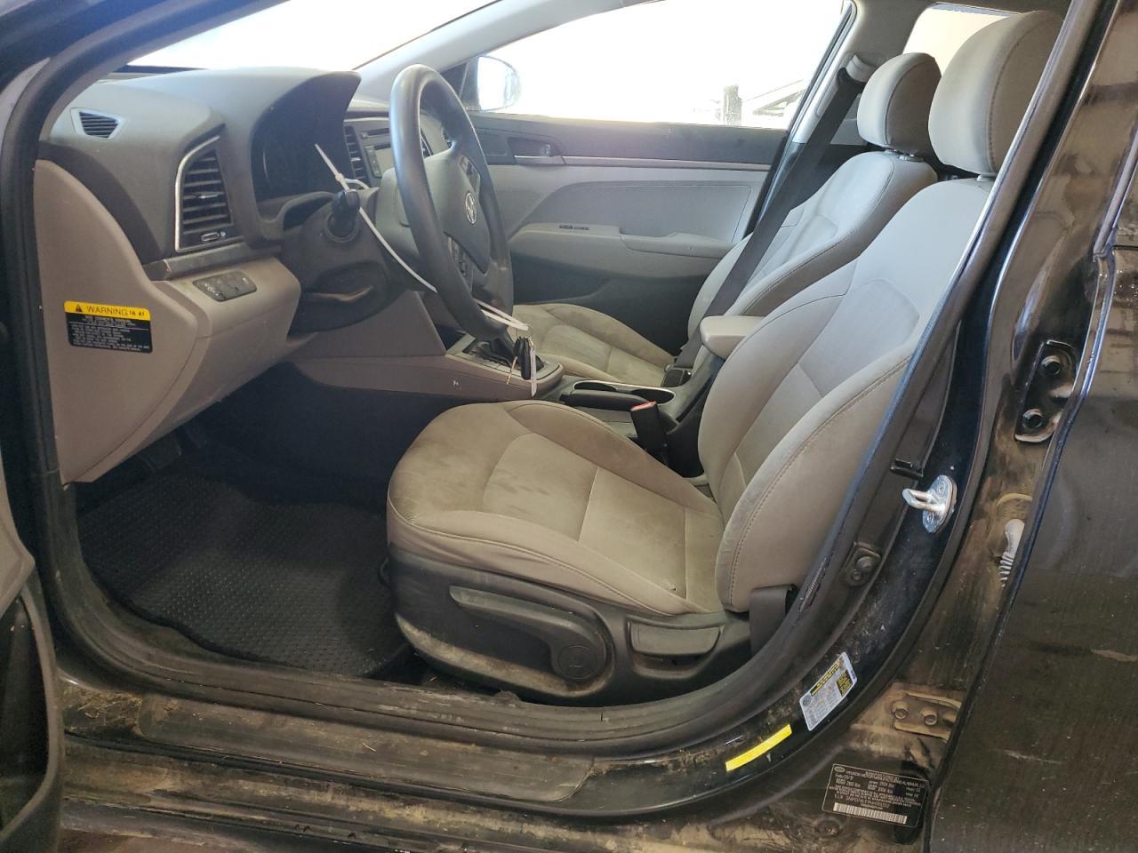 2017 HYUNDAI ELANTRA SE - Фото 7