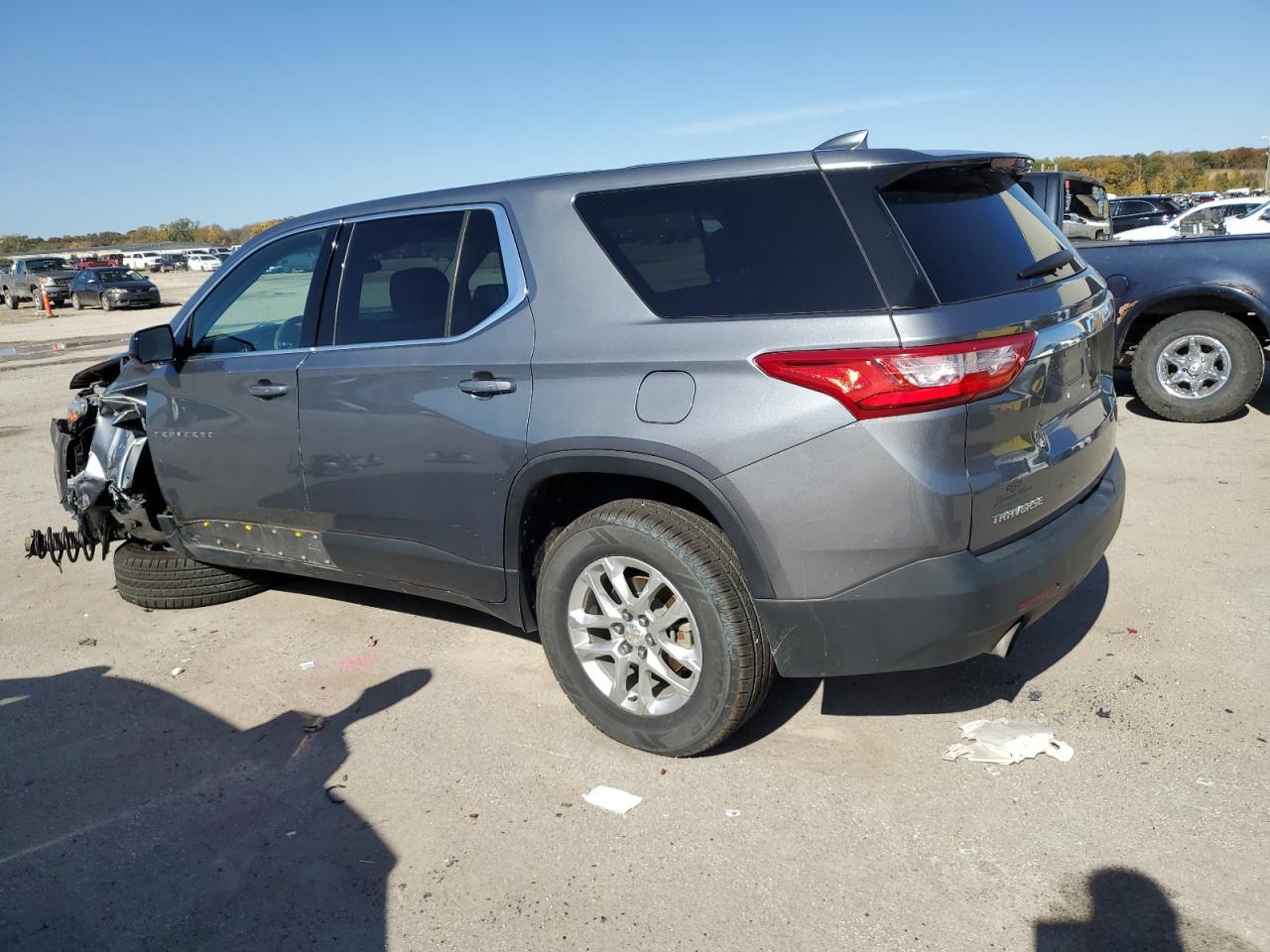 2018 CHEVROLET TRAVERSE L - Image 2