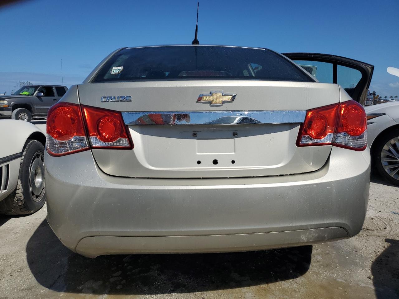 2014 CHEVROLET CRUZE LS - Фото 6