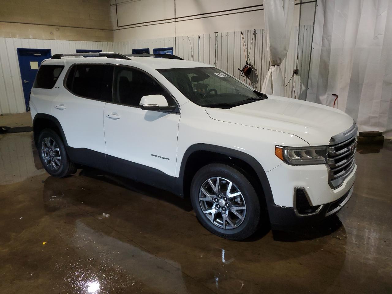 2023 GMC ACADIA SLT - Image 4