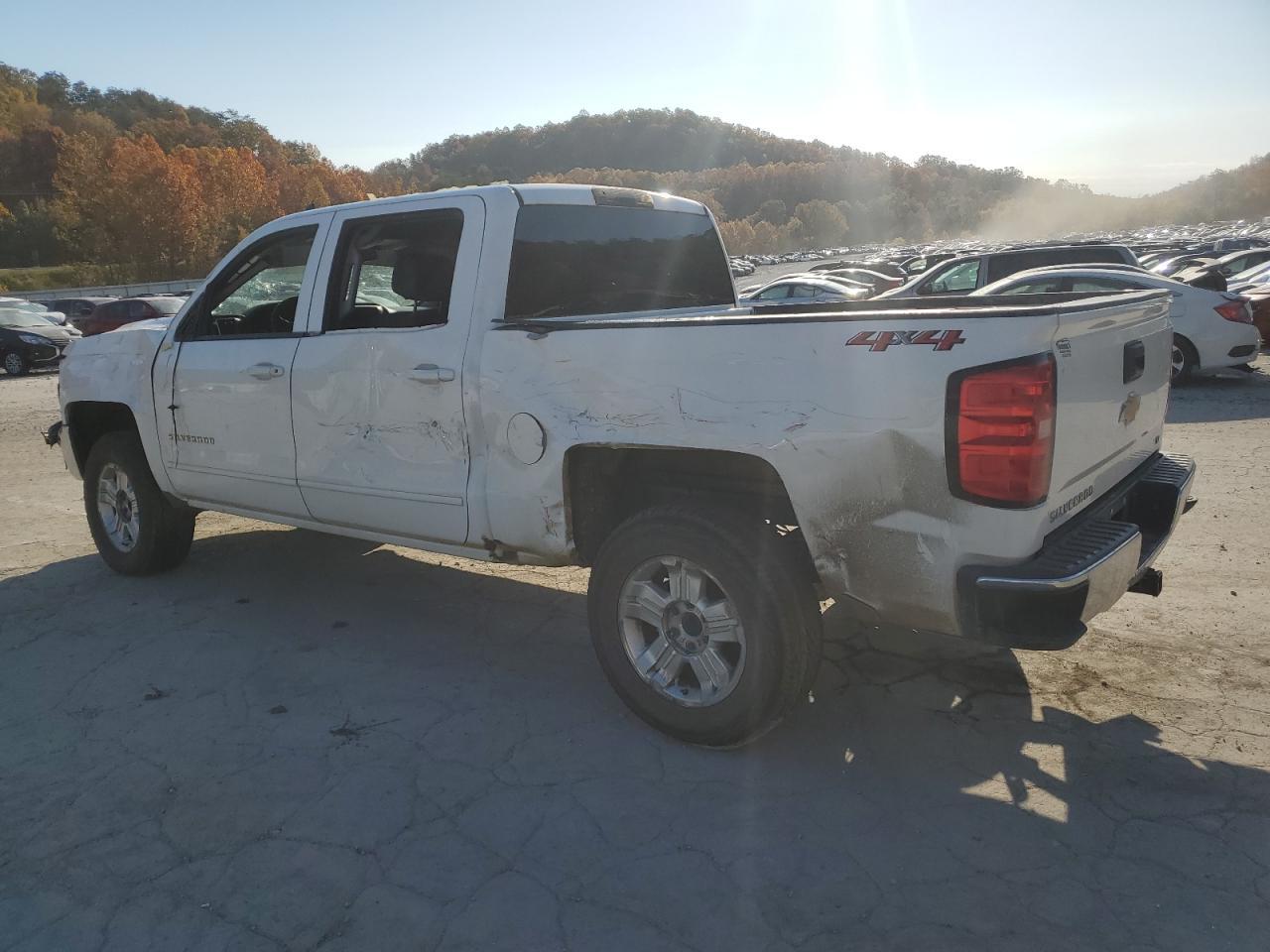 2018 CHEVROLET SILVERADO - Image 2