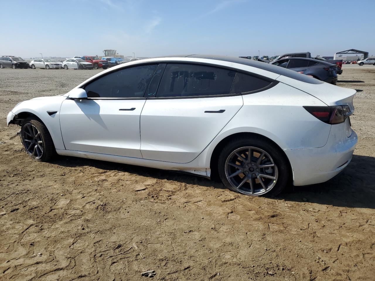 2023 TESLA MODEL 3 - Фото 2