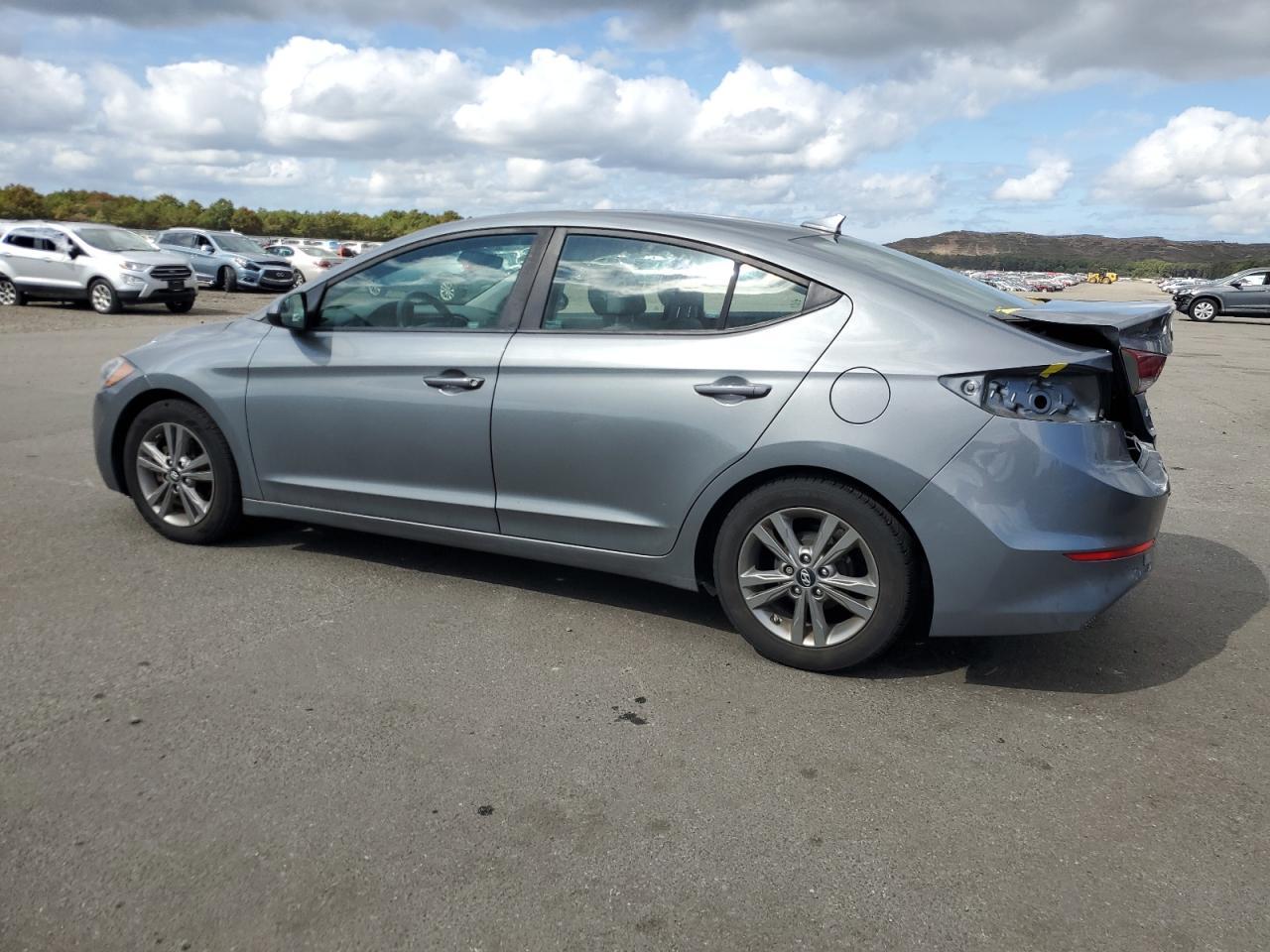 2017 HYUNDAI ELANTRA SE - Фото 2