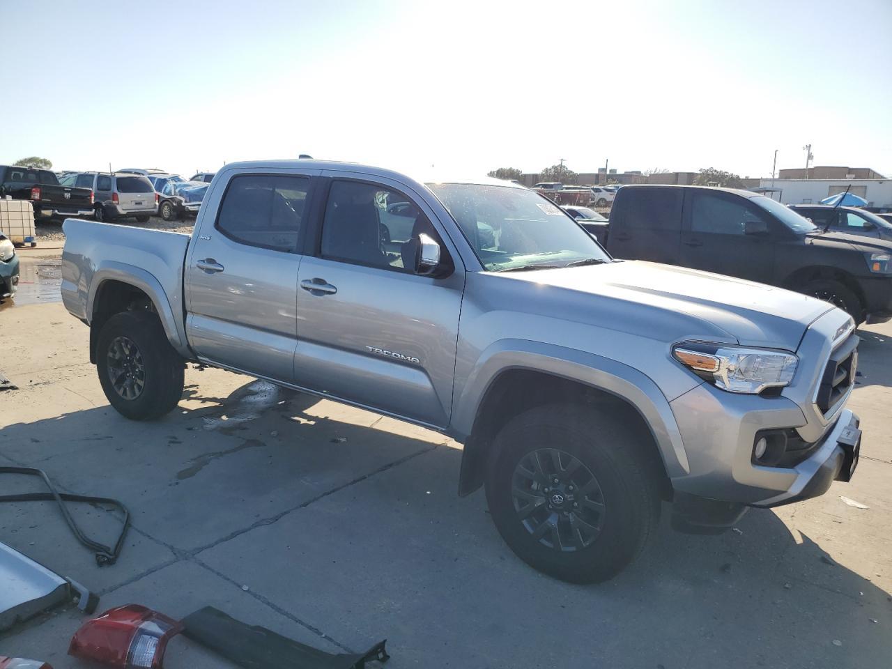 2023 TOYOTA TACOMA DOU - Фото 4