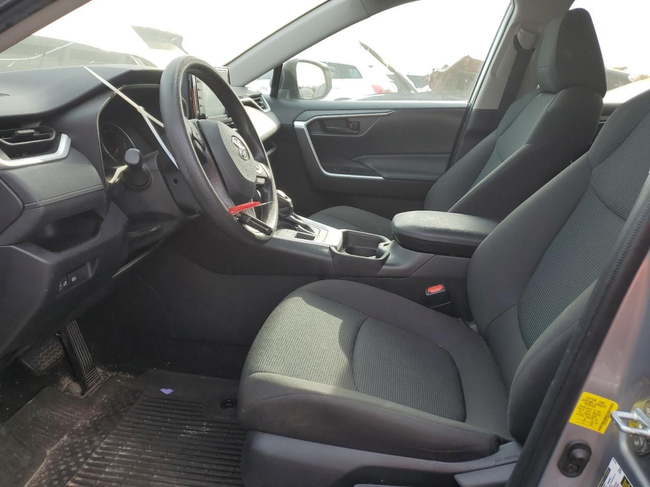 2021 TOYOTA RAV4 LE - Image 7