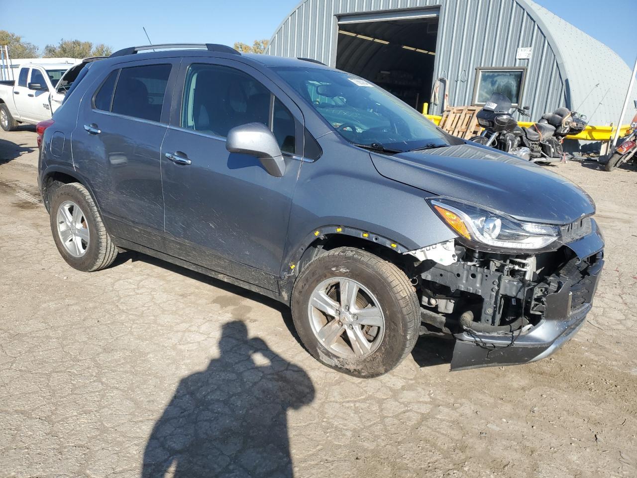 2019 CHEVROLET TRAX 1LT - Фото 4