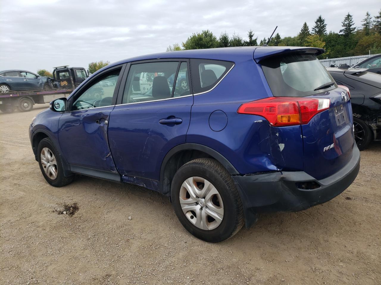 2014 TOYOTA RAV4 LE - Фото 2