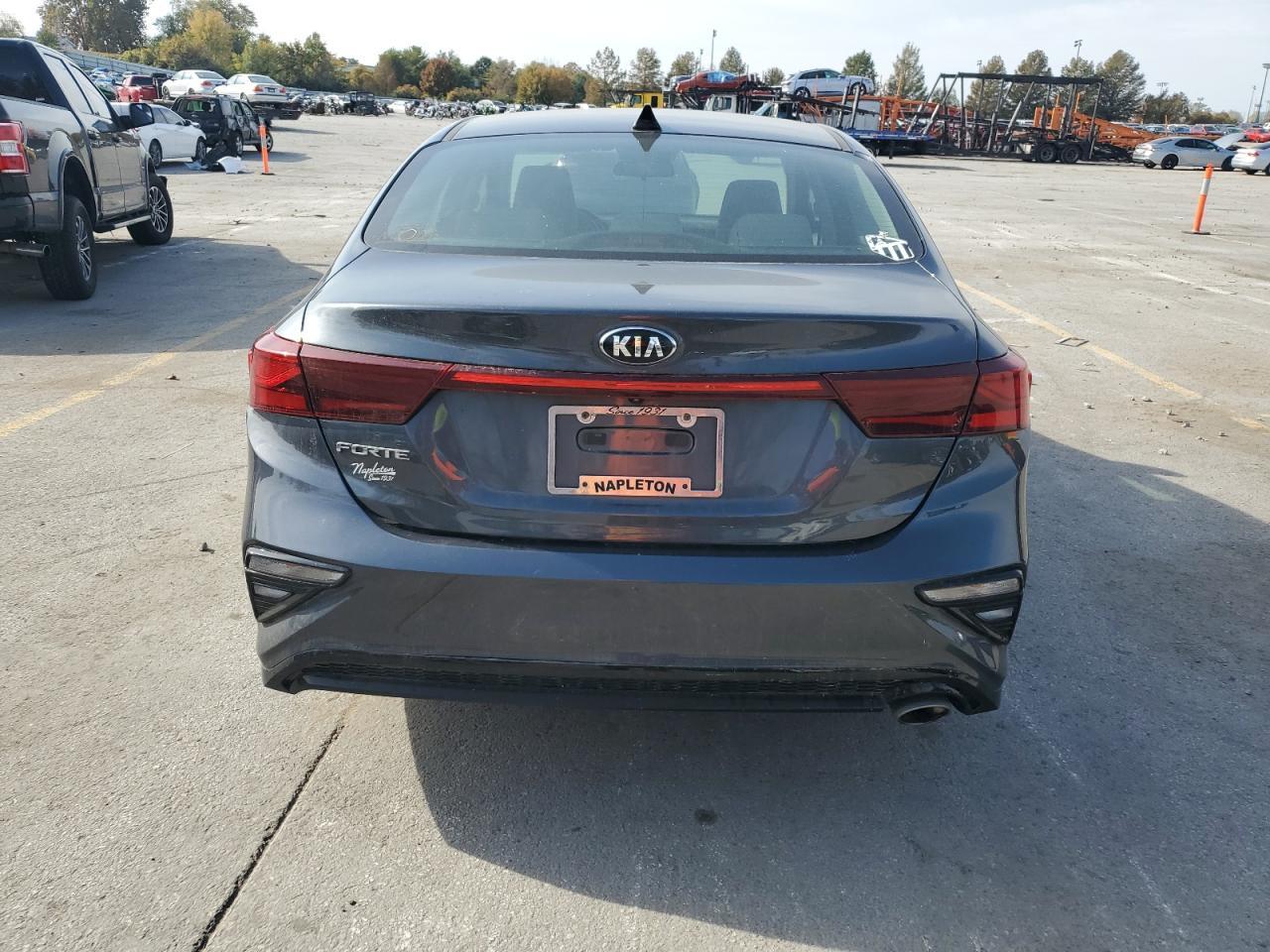 2020 KIA FORTE FE - Фото 6