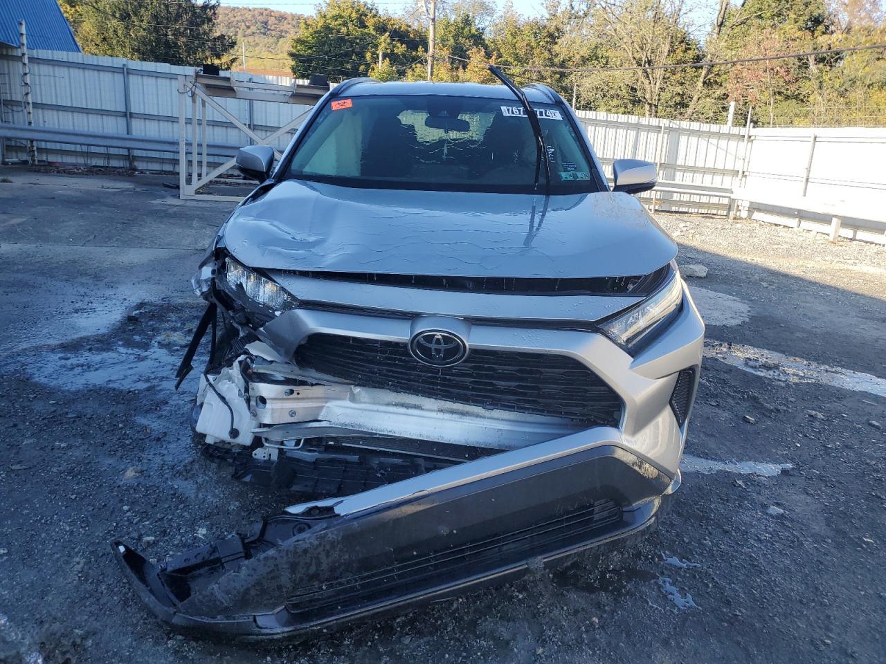 2021 TOYOTA RAV4 LE - Фото 5