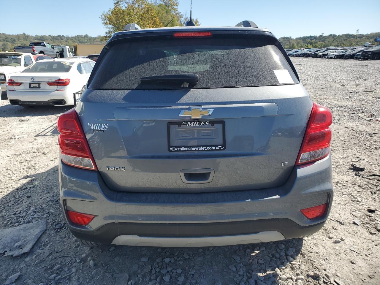 2019 CHEVROLET TRAX 1LT - Image 6