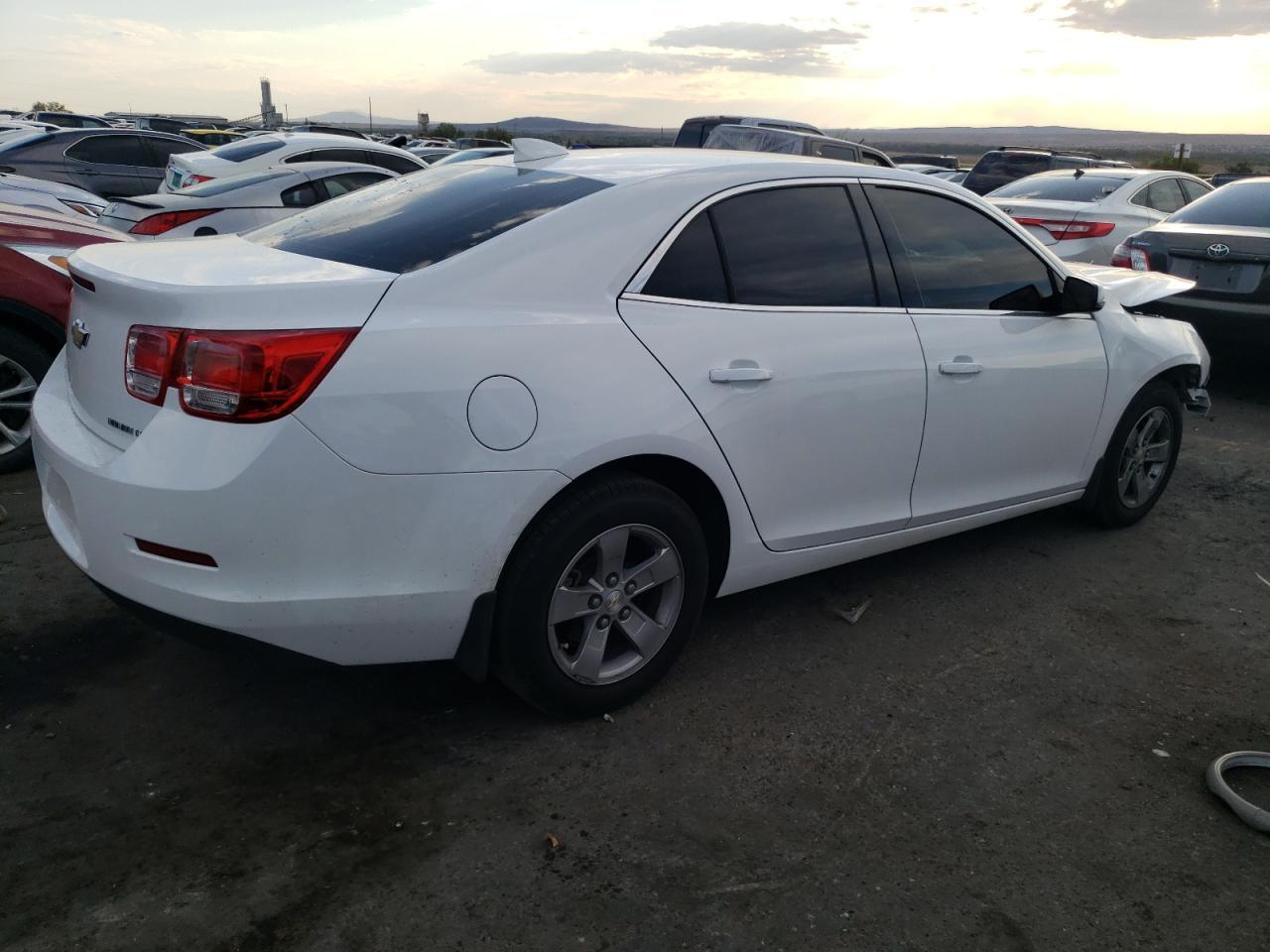 2015 CHEVROLET MALIBU 1LT - Фото 3