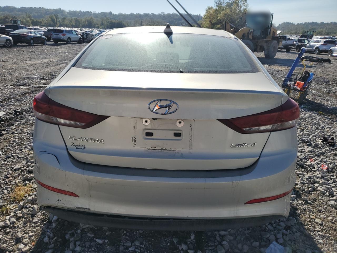 2017 HYUNDAI ELANTRA SE - Image 6