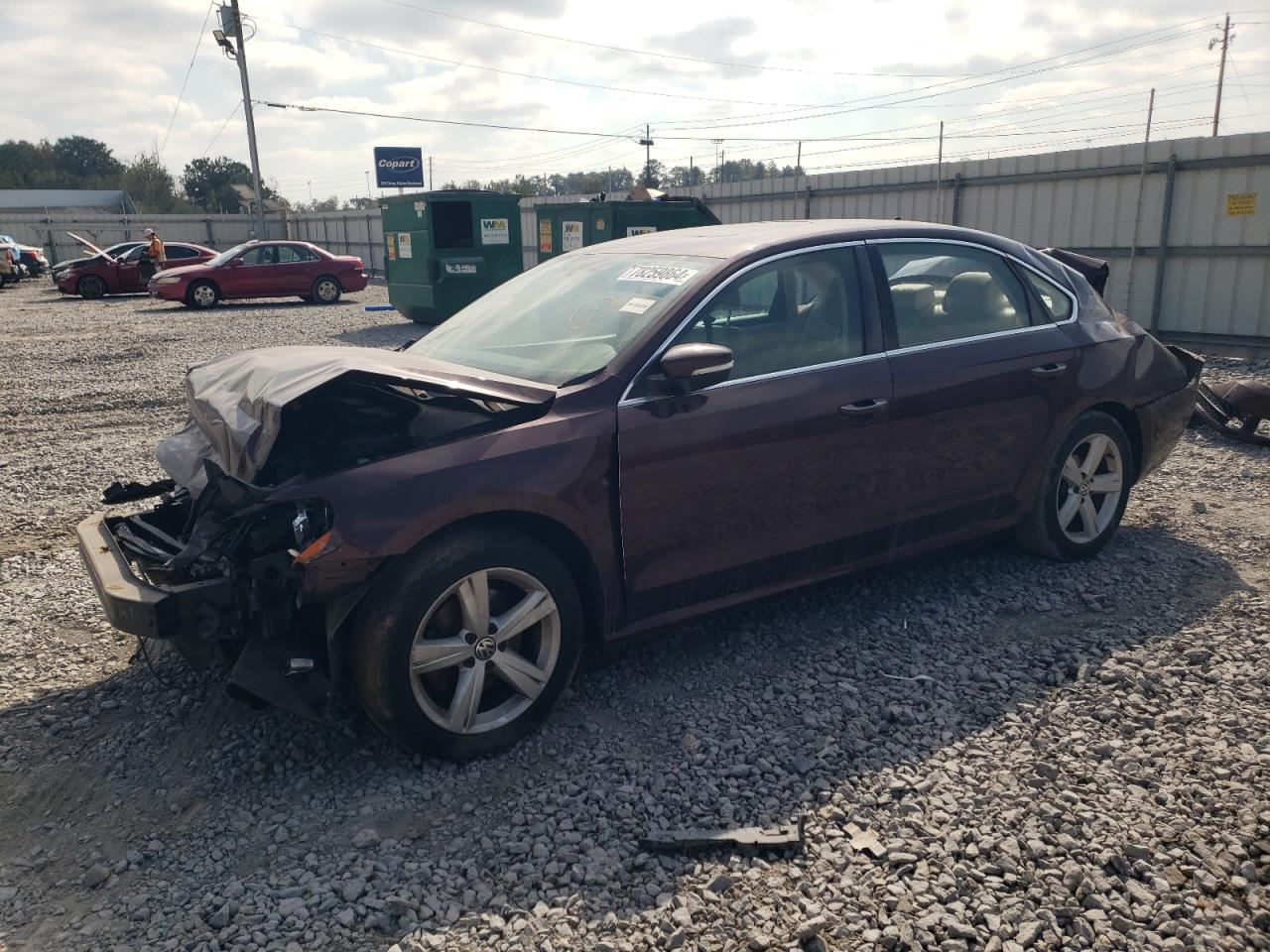 2013 VOLKSWAGEN PASSAT SE