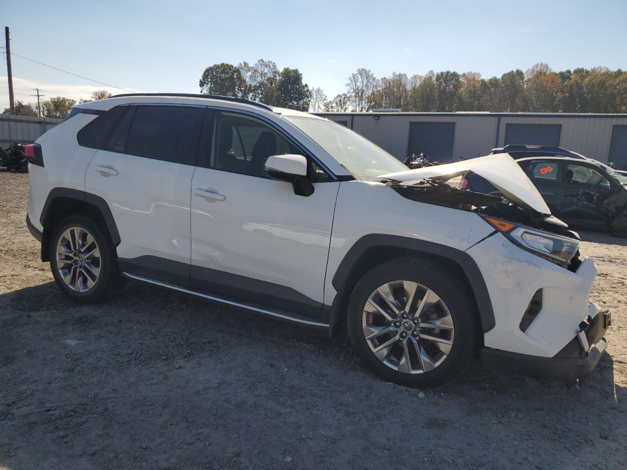 2019 TOYOTA RAV4 XLE P - Image 4