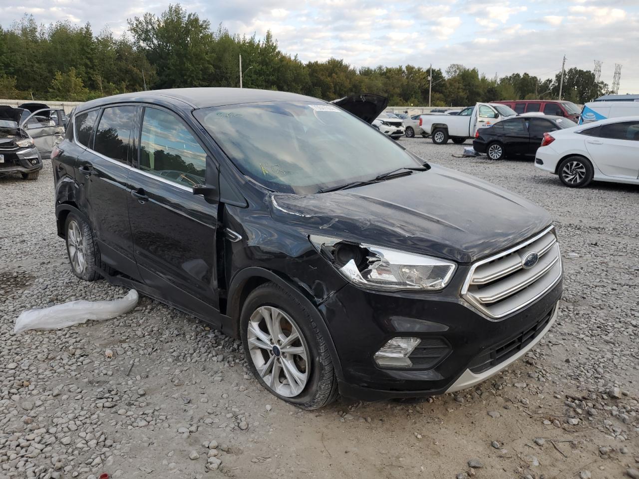 2017 FORD ESCAPE SE - Фото 4