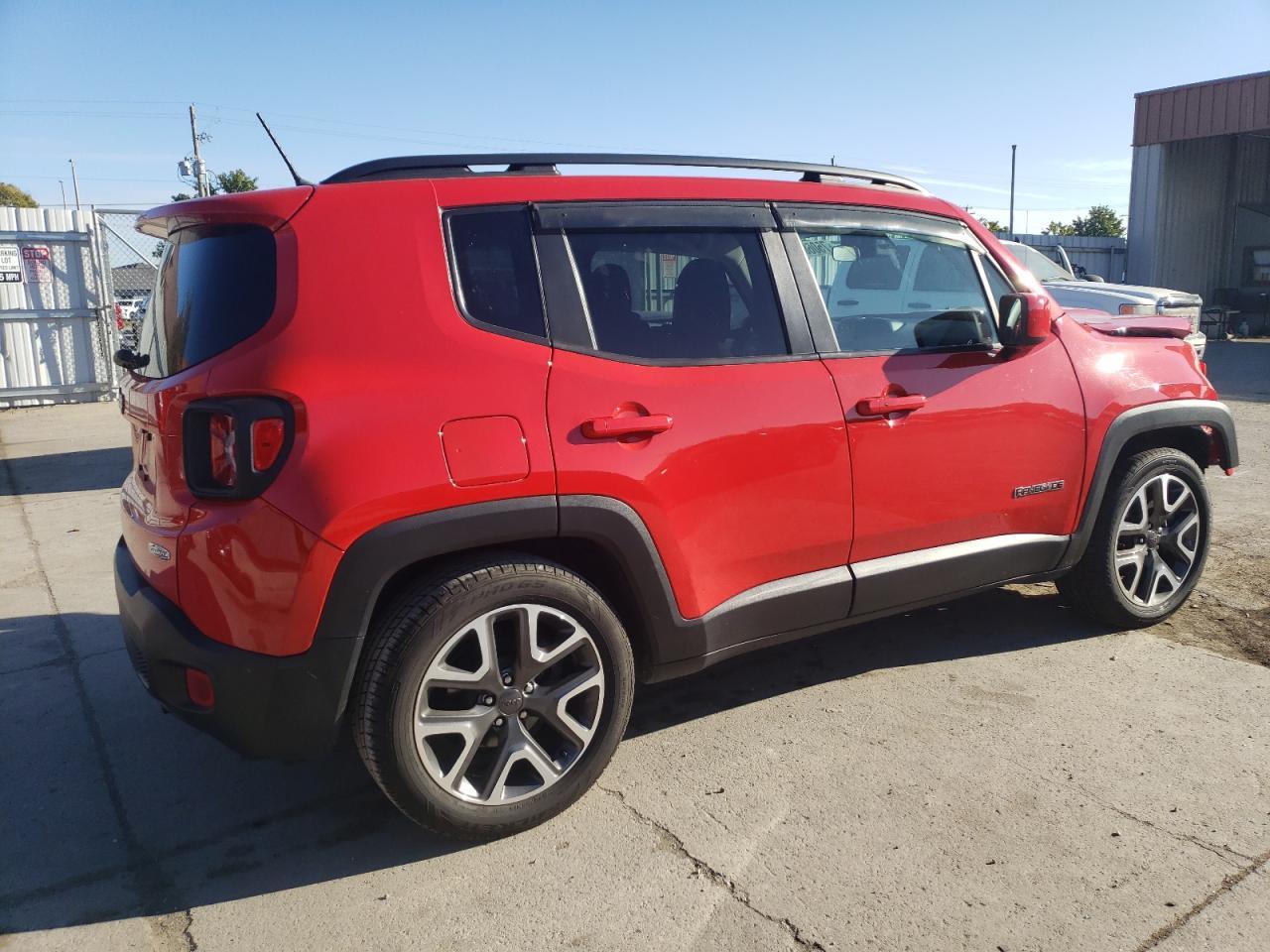 2016 JEEP RENEGADE L - Image 3