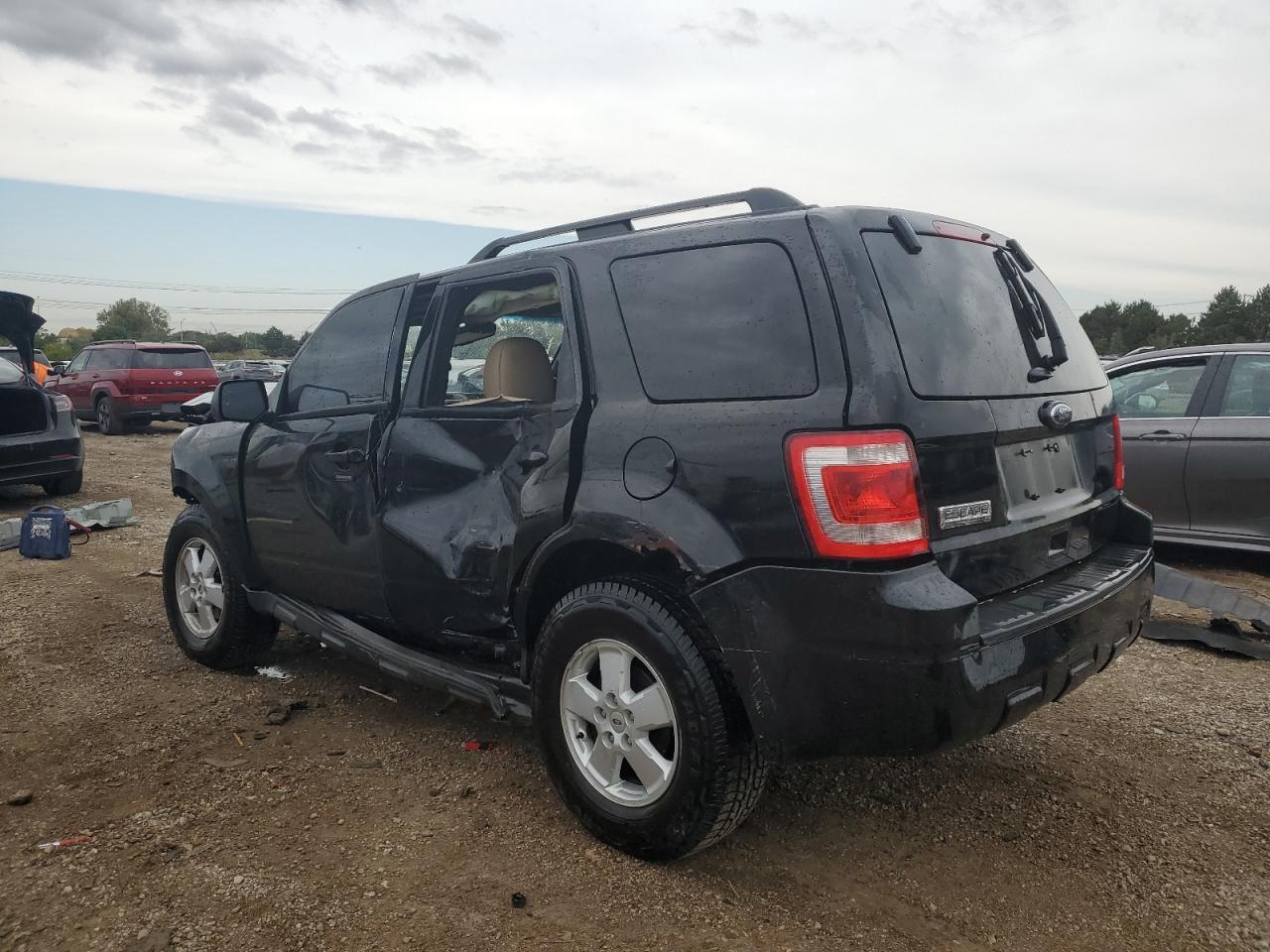 2012 FORD ESCAPE XLT - Image 2