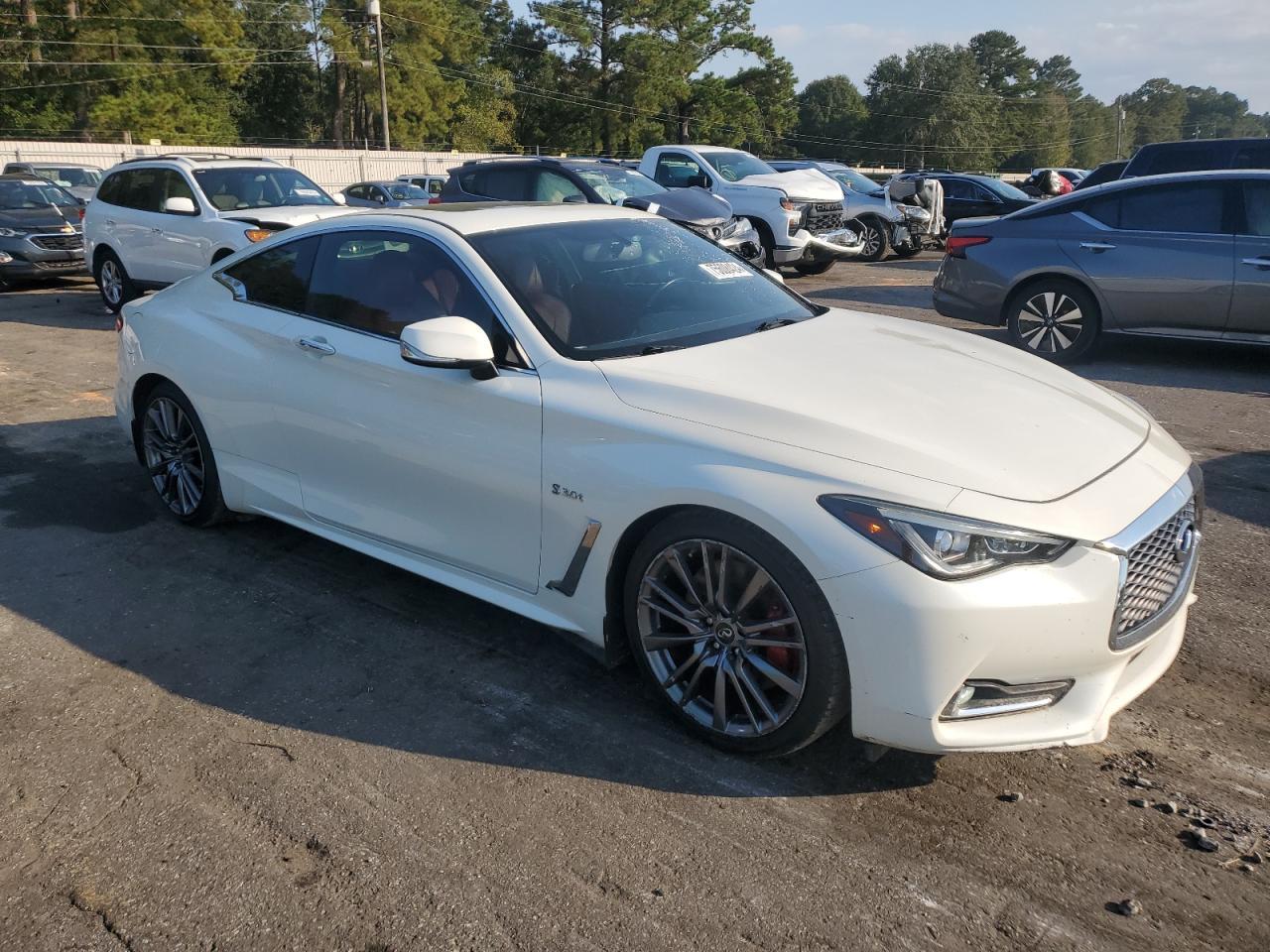 2017 INFINITI Q60 RED SP - Image 4