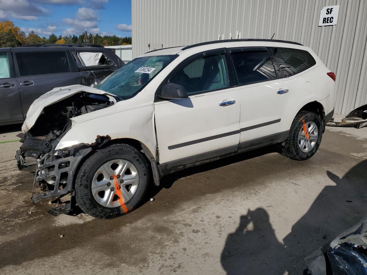 2011 CHEVROLET TRAVERSE L