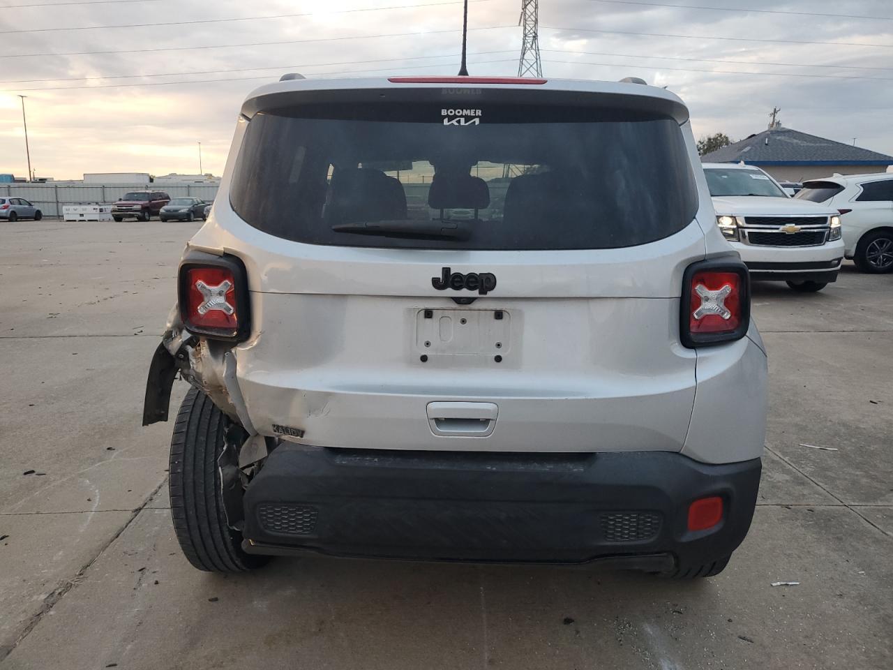 2018 JEEP RENEGADE L - Фото 6