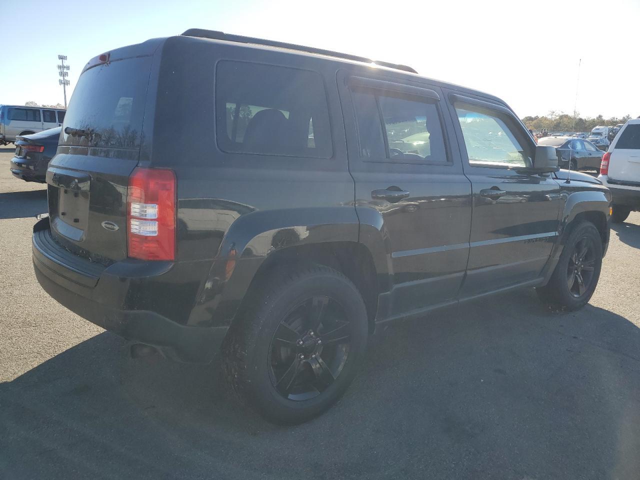 2015 JEEP PATRIOT SP - Фото 3