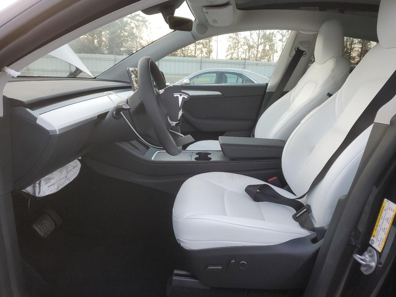 2024 TESLA MODEL Y - Фото 7