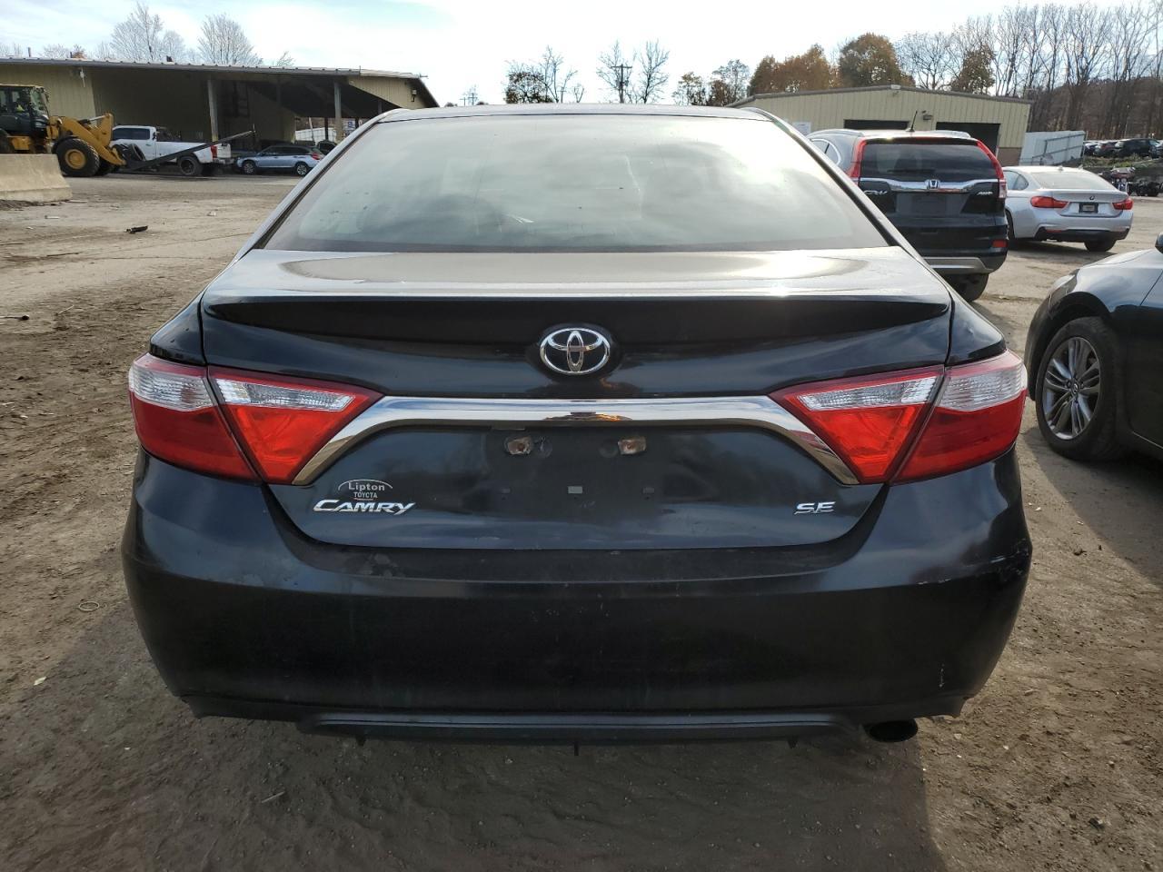 2017 TOYOTA CAMRY LE - Фото 6