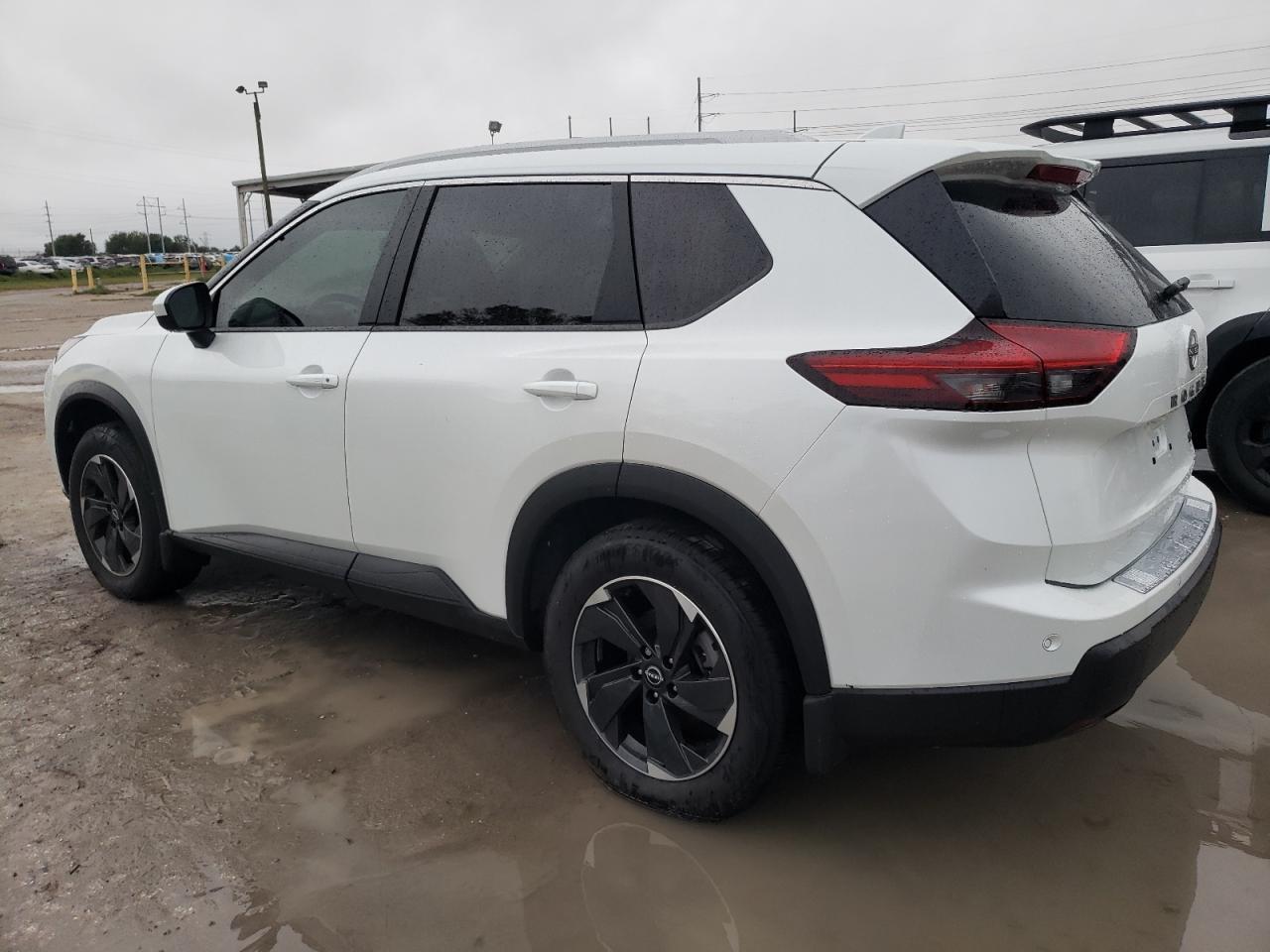 2024 NISSAN ROGUE SV - Фото 2