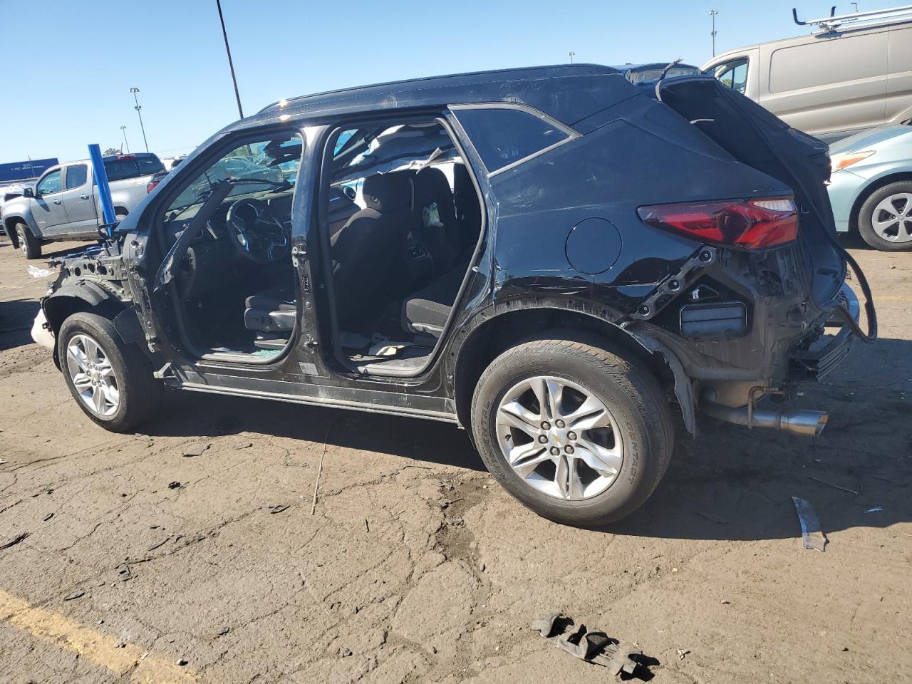 2022 CHEVROLET BLAZER 2LT - Image 2