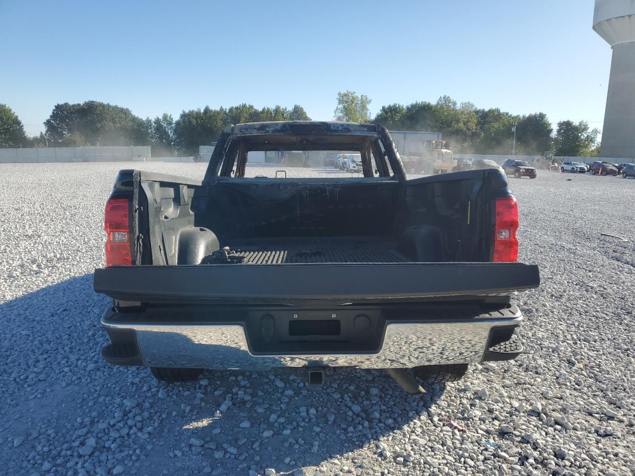 2018 CHEVROLET SILVERADO - Image 6