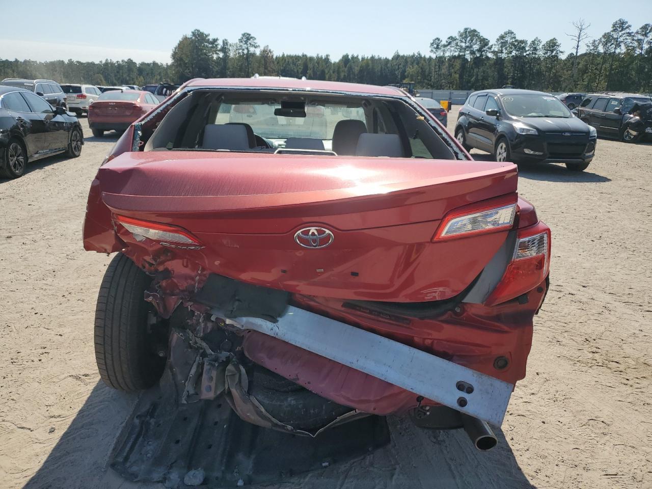 2014 TOYOTA CAMRY L - Image 6