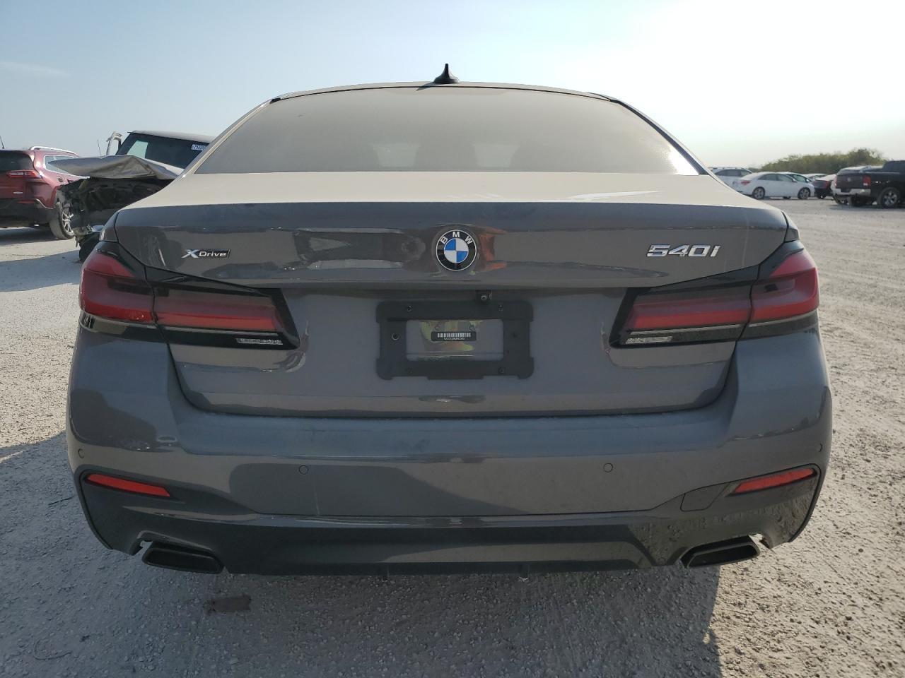 2021 BMW 540 XI - Image 6