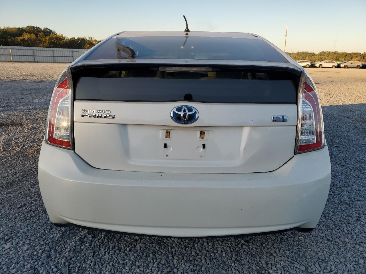 2013 TOYOTA PRIUS - Фото 6