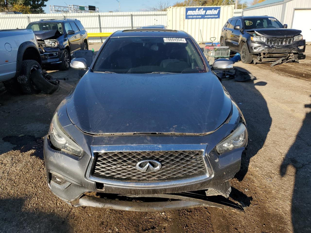 2018 INFINITI Q50 LUXE - Image 5