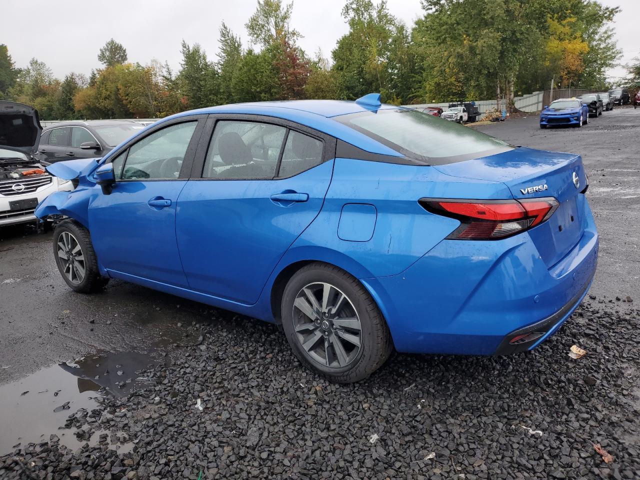 2021 NISSAN VERSA SV - Фото 2