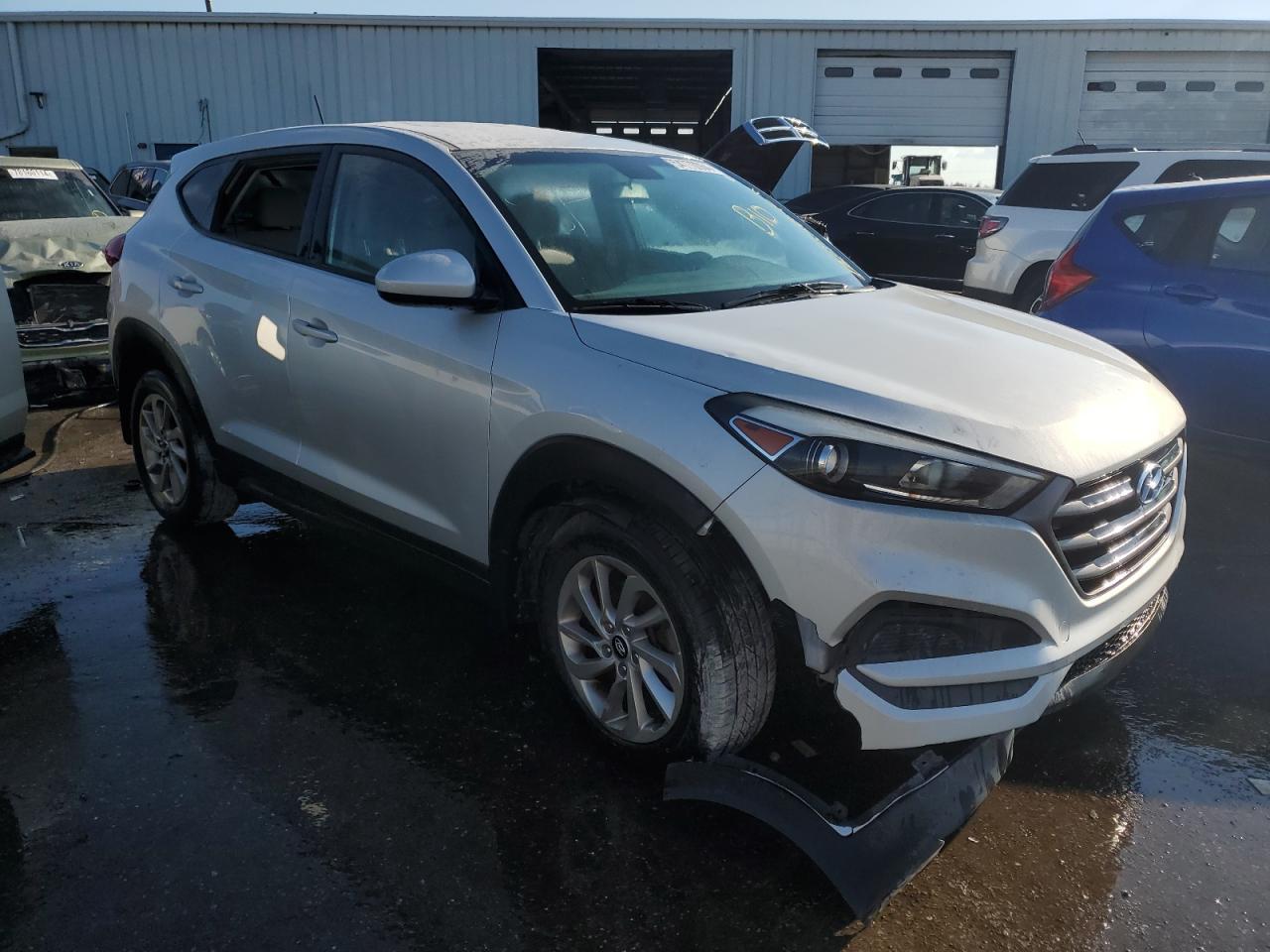 2016 HYUNDAI TUCSON SE - Фото 4