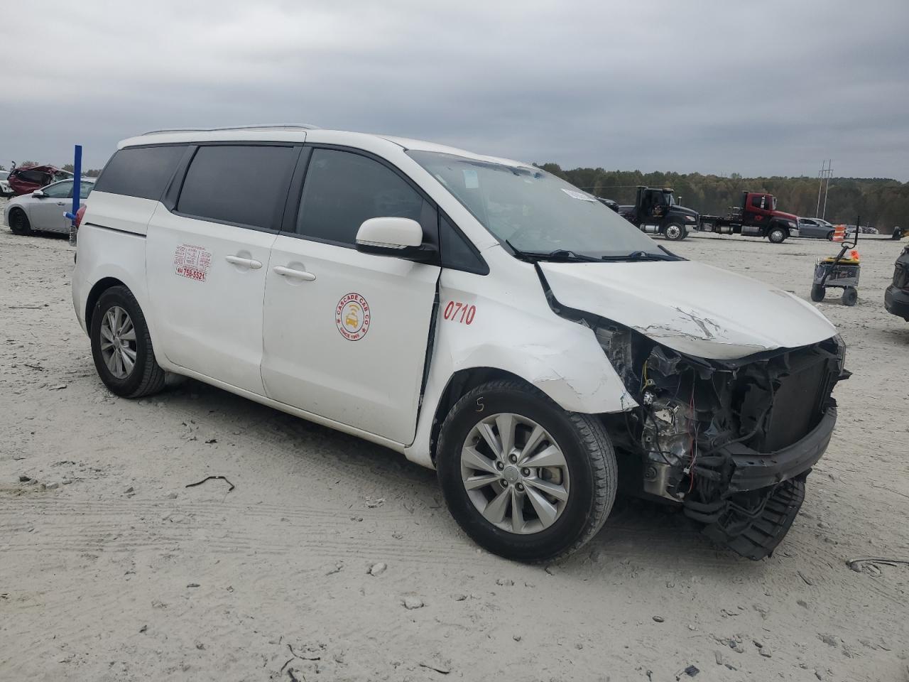 2016 KIA SEDONA LX - Фото 4