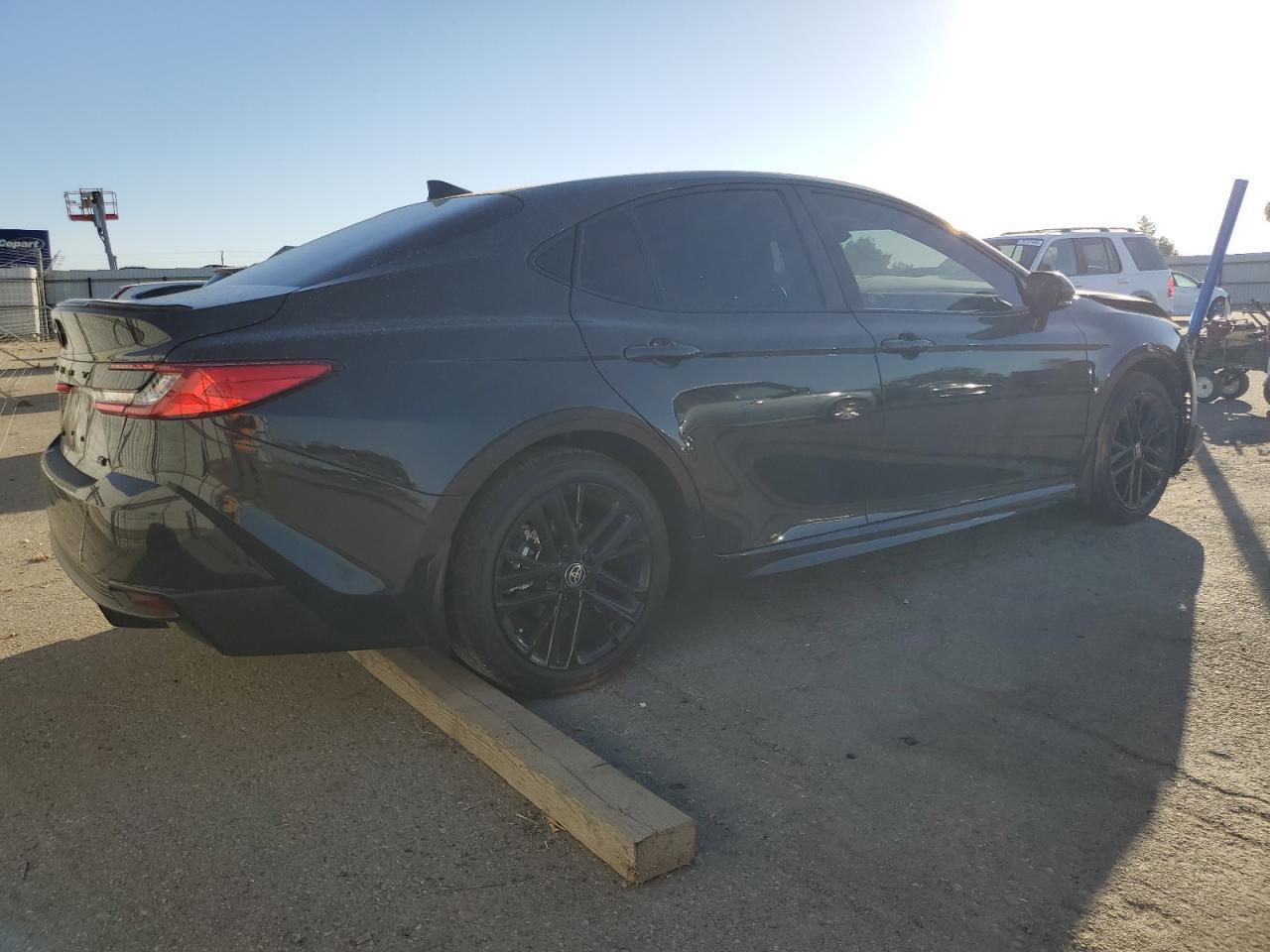 2025 TOYOTA CAMRY XSE - Фото 3