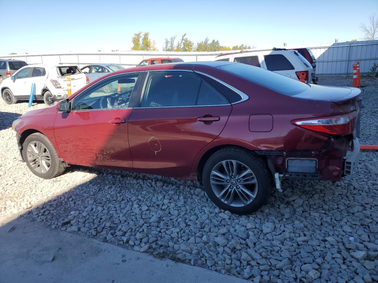 2017 TOYOTA CAMRY LE - Фото 2