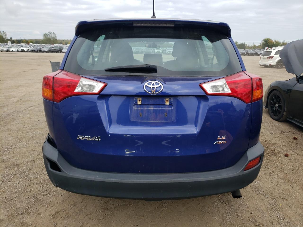 2014 TOYOTA RAV4 LE - Фото 6