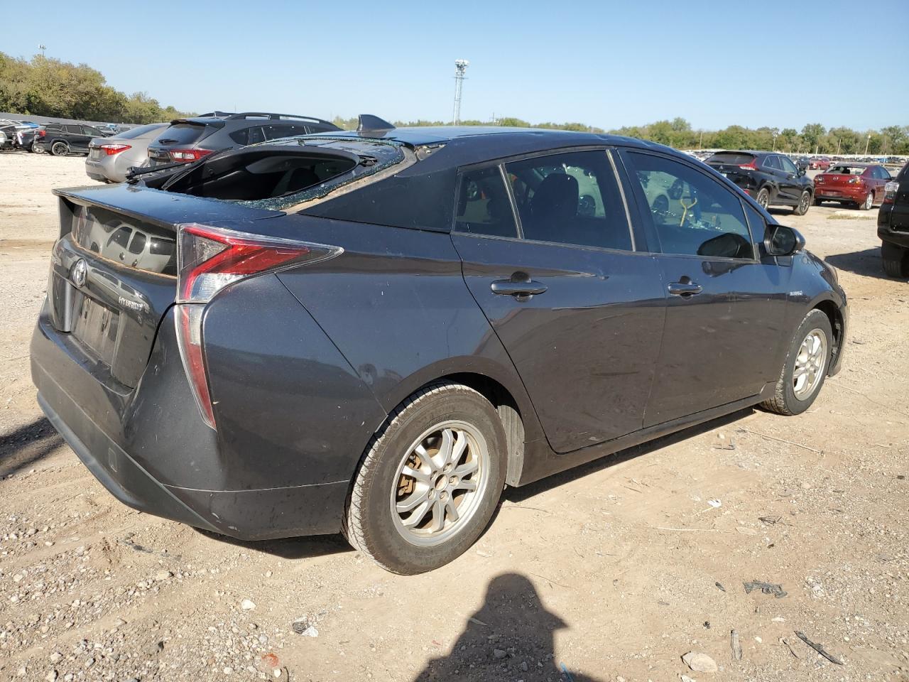2016 TOYOTA PRIUS - Фото 3