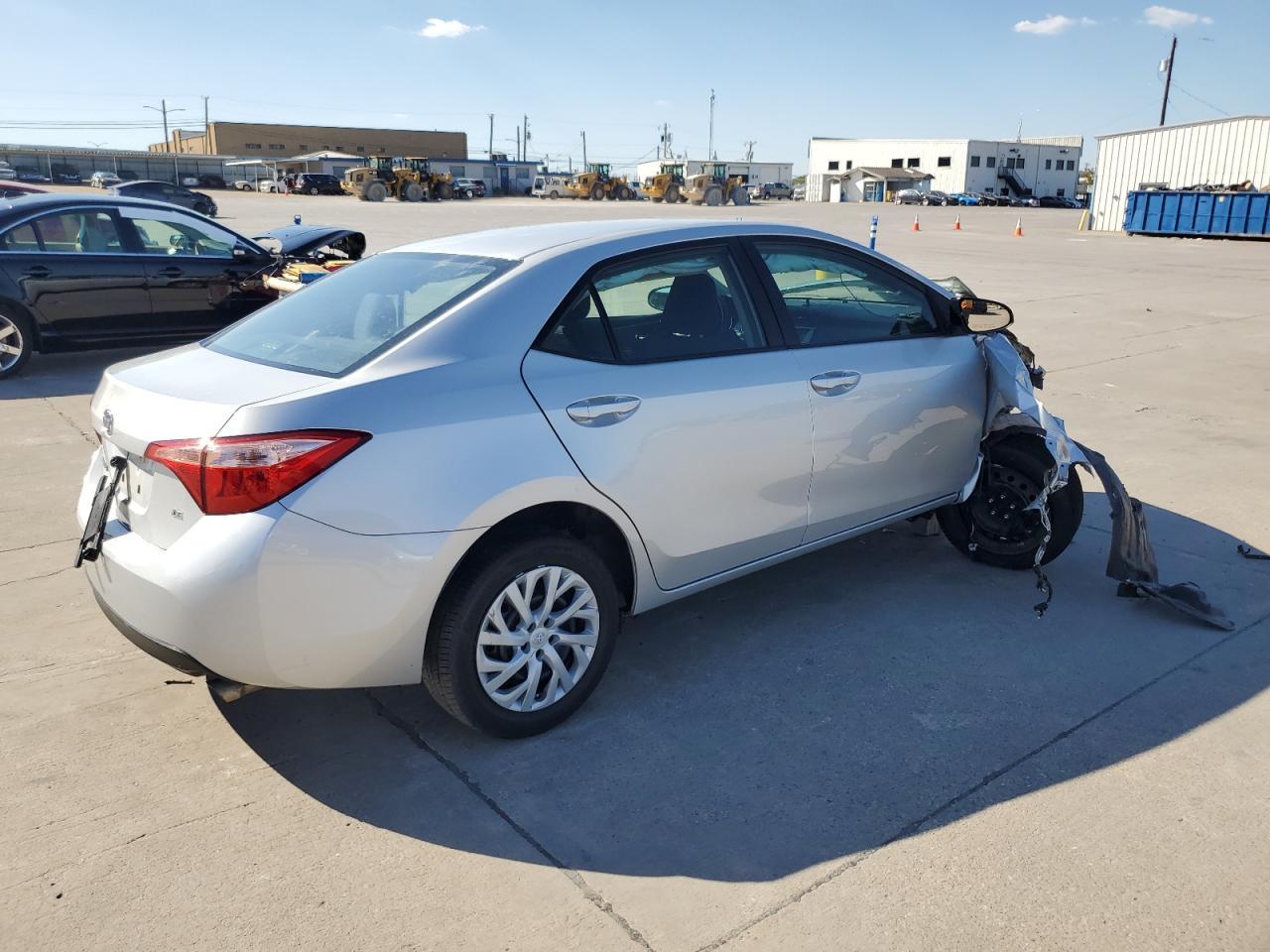 2019 TOYOTA COROLLA L - Image 3