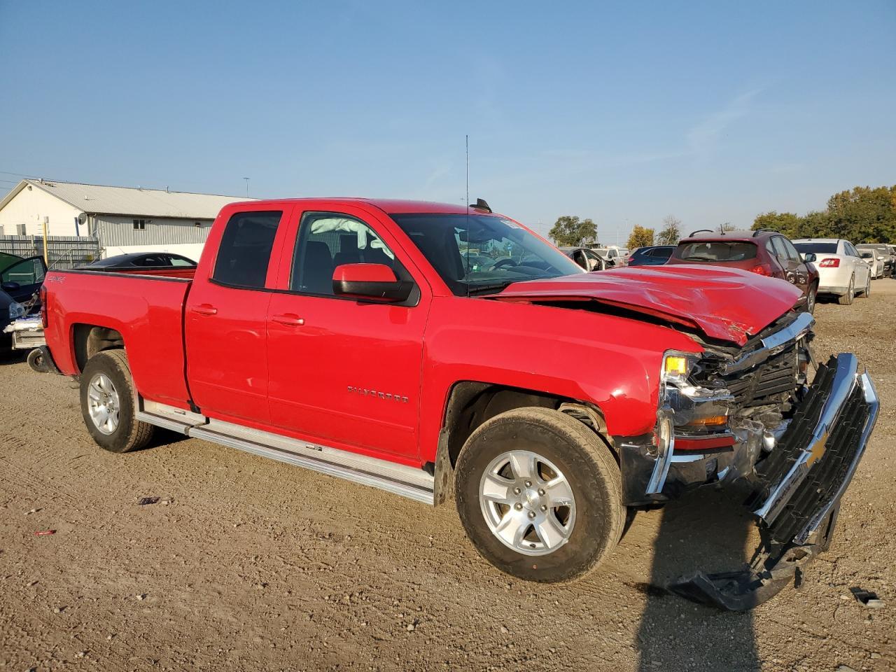 2017 CHEVROLET SILVERADO - Image 4